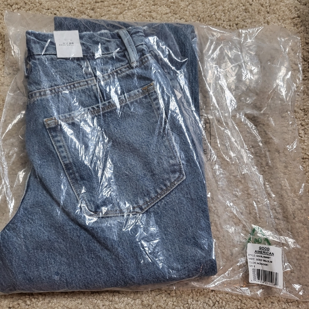 NWT Good American Good 90s Slim Ripped Knee Straight Jeans in Indigo - Picture 11 of 14